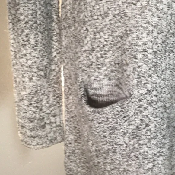 Catwalk studio sweater medium with large buttons black white  long roomy… - Picture 4 of 11